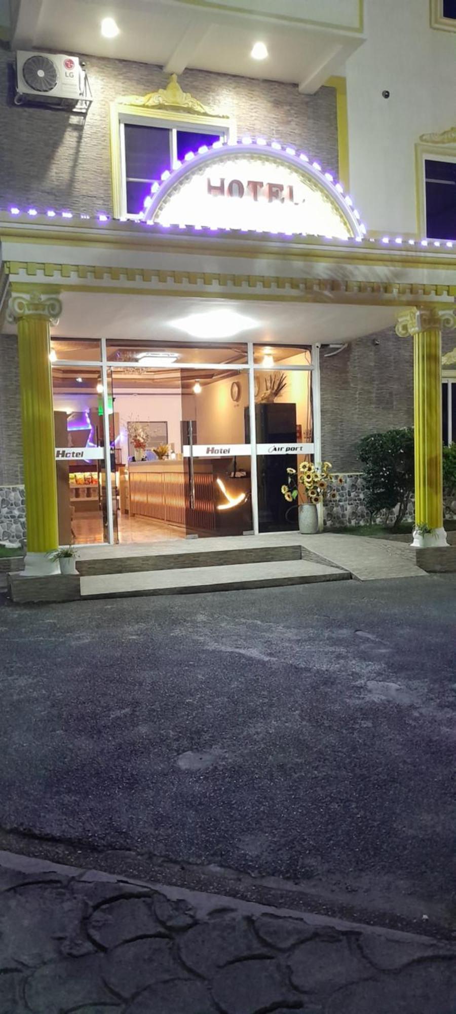 Airport Hotel Clark Clark Freeport Zone Exterior photo