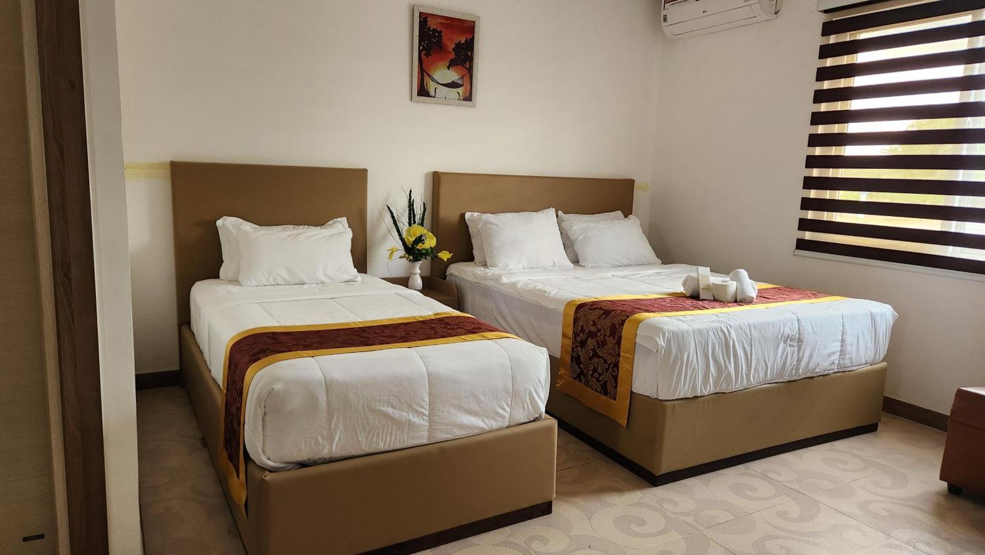 Airport Hotel Clark Clark Freeport Zone Exterior photo
